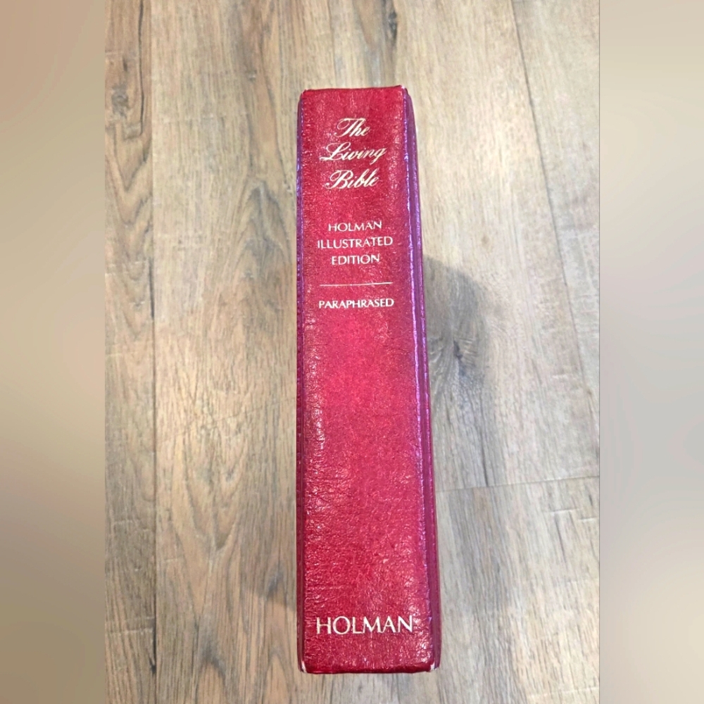 The Living Bible Paraphrased 1971 Vintage Holman Illustrated Edition Red Cover